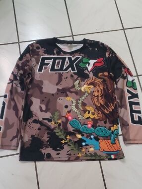 Like new "Fox" Motor cross brown camo longsleeve Tee, Mexico